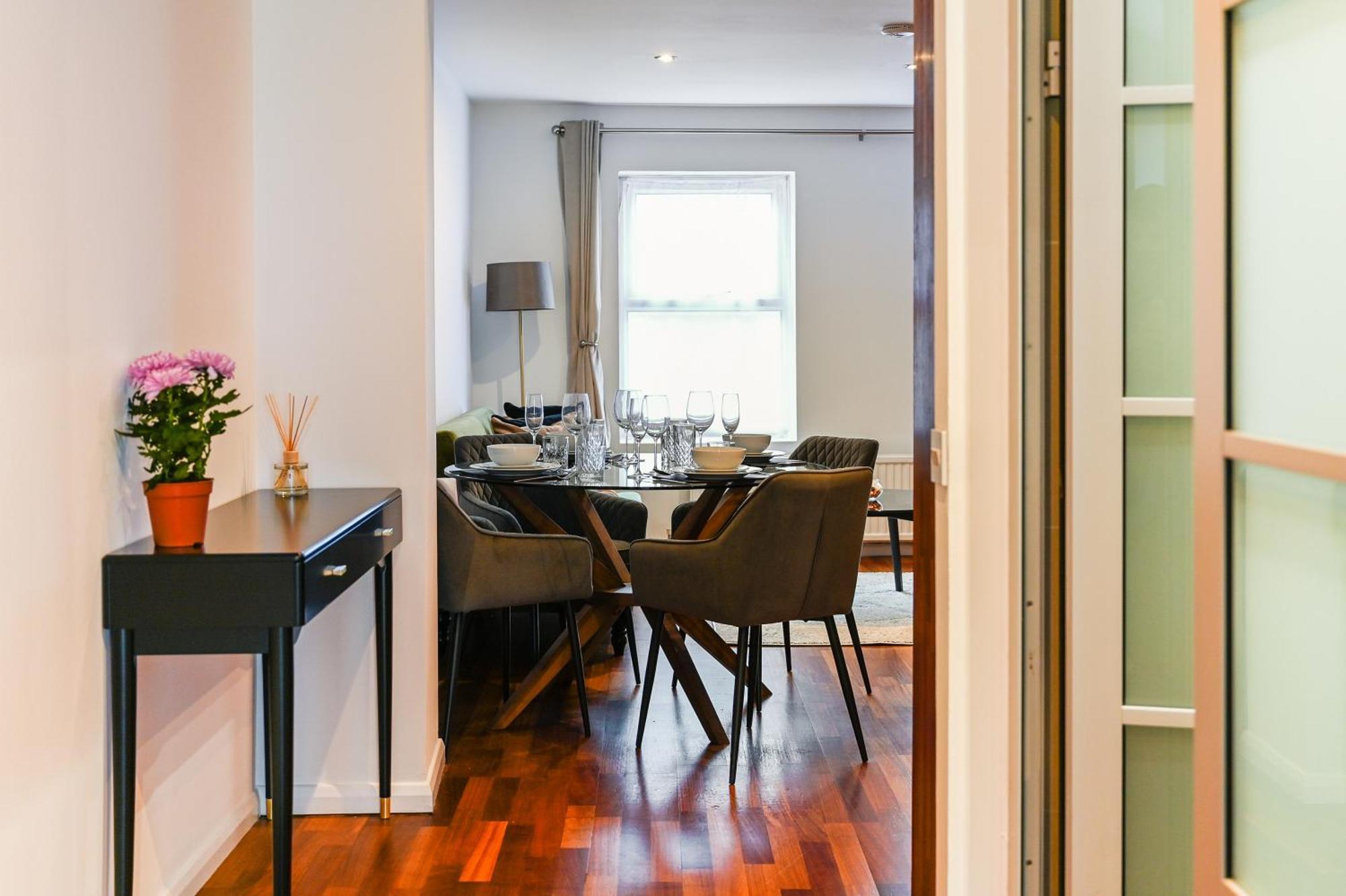 Avari Apartments - Hatton Collection Лондон Екстериор снимка